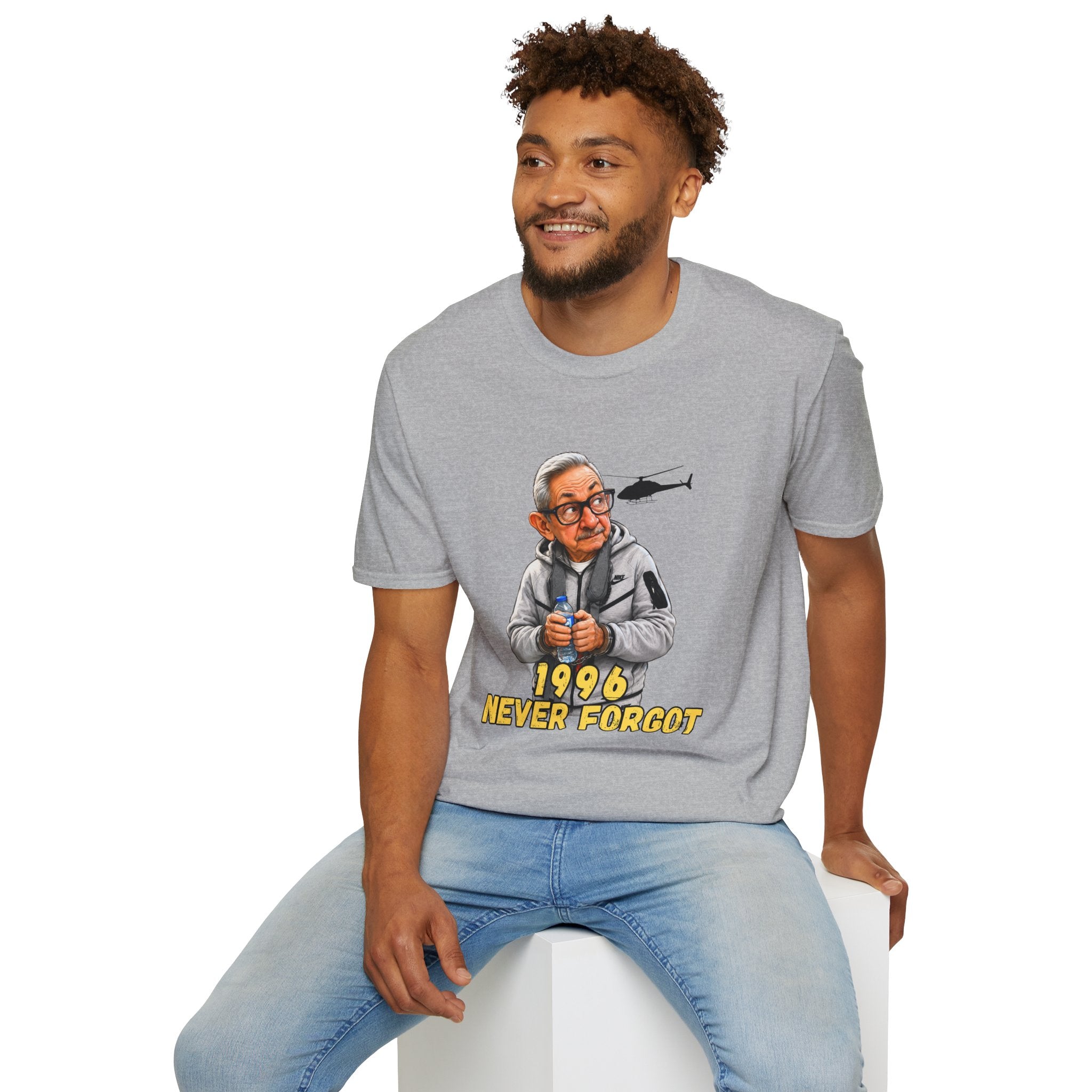 Camiseta “1996 Never Forgot” — Caricatura de Raúl Castro Edición Miami