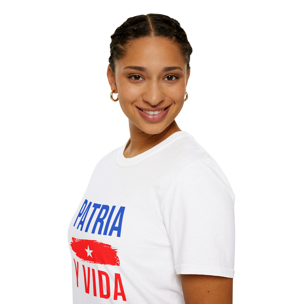 Camiseta “Patria y Vida” — Tee Cubano Minimalista