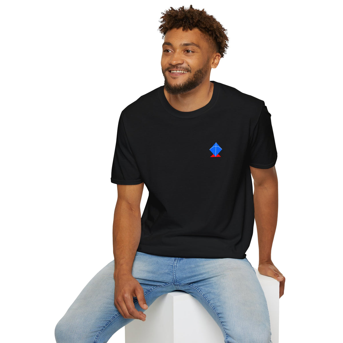 Camiseta “La Chiringa Cubana” — Tee Logo Minimalista