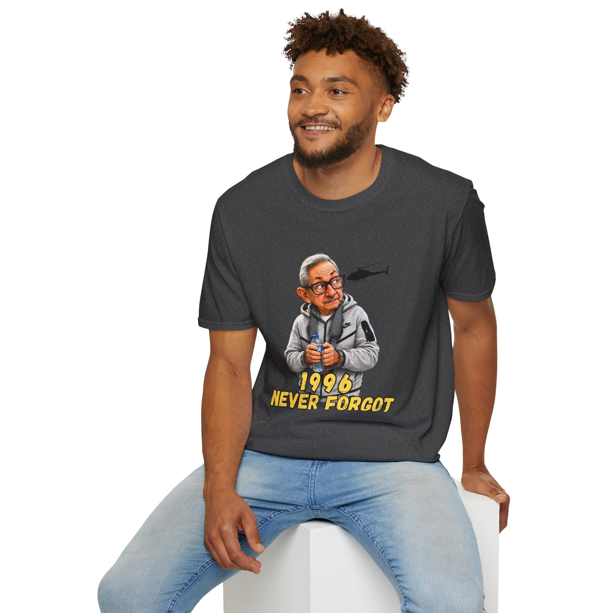 Camiseta “1996 Never Forgot” — Caricatura de Raúl Castro Edición Miami