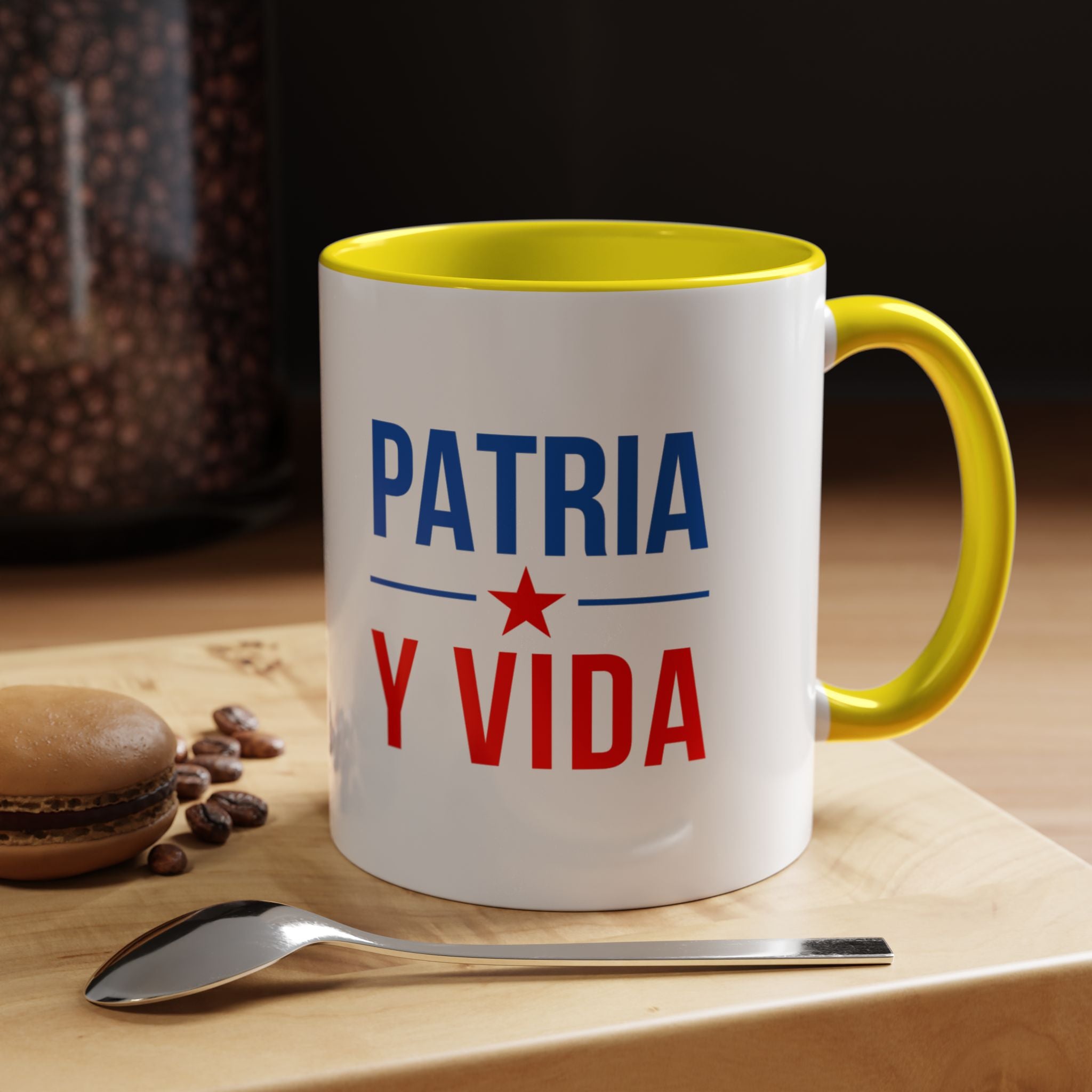 Taza “Patria y Vida” | Taza de Café con Interior de Color 11 oz y 15 oz